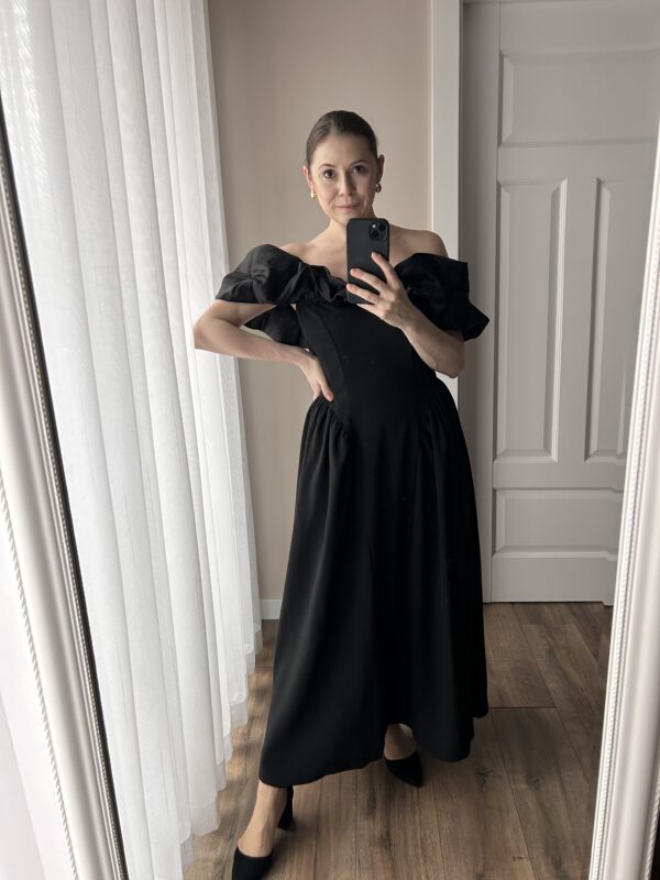 Czarna długa sukienka hiszpanka 38 M Boohoo